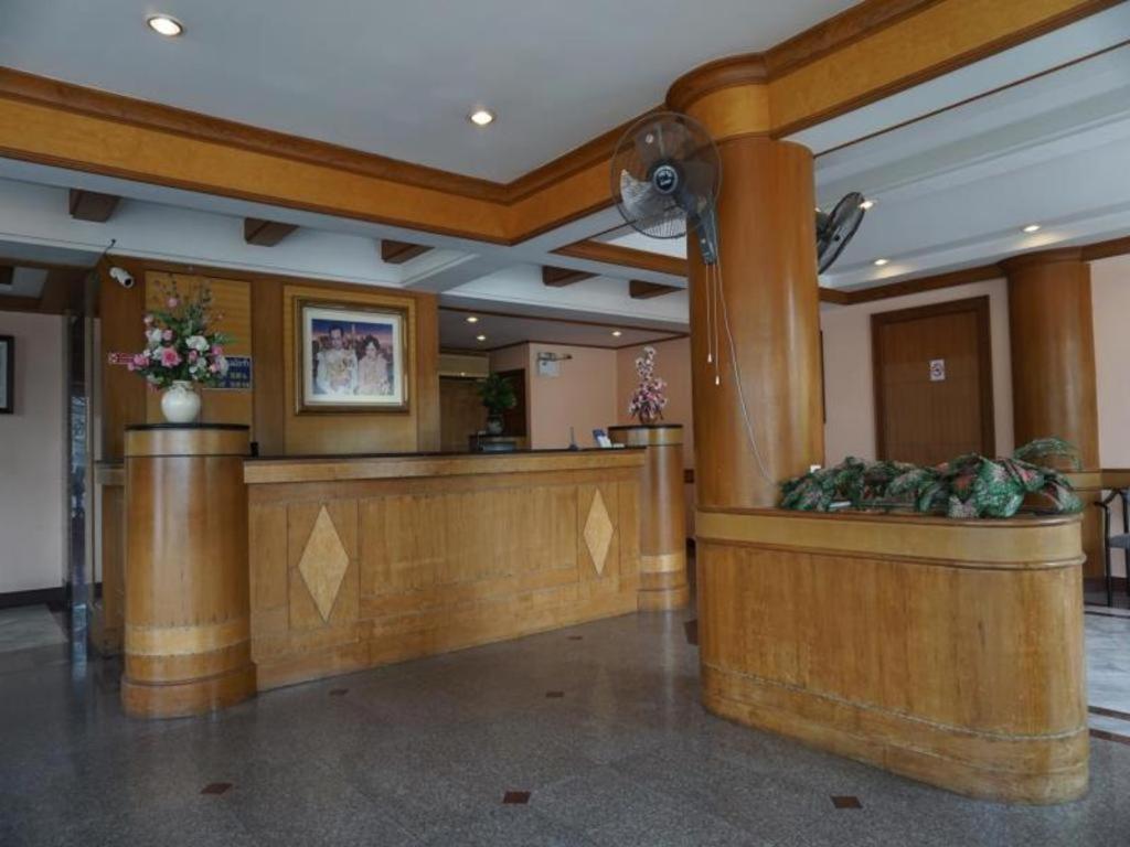Tanaphat Hatyai Hotel Hatjaj Kültér fotó